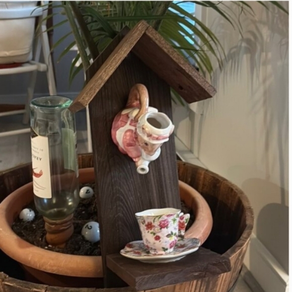 Rustic Wooden Bird Feeder Candy Apple - Picture 16 of 16